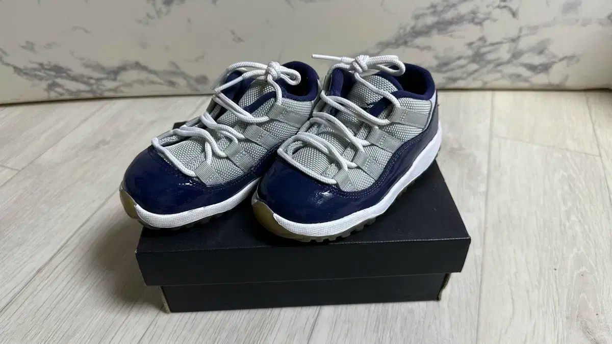 Jordan 0 Low Retro Air - キッズ 140) ジョーダン11ロー (ジョージタウン インフラレッド Size | 'Georgetown' 007 NIB