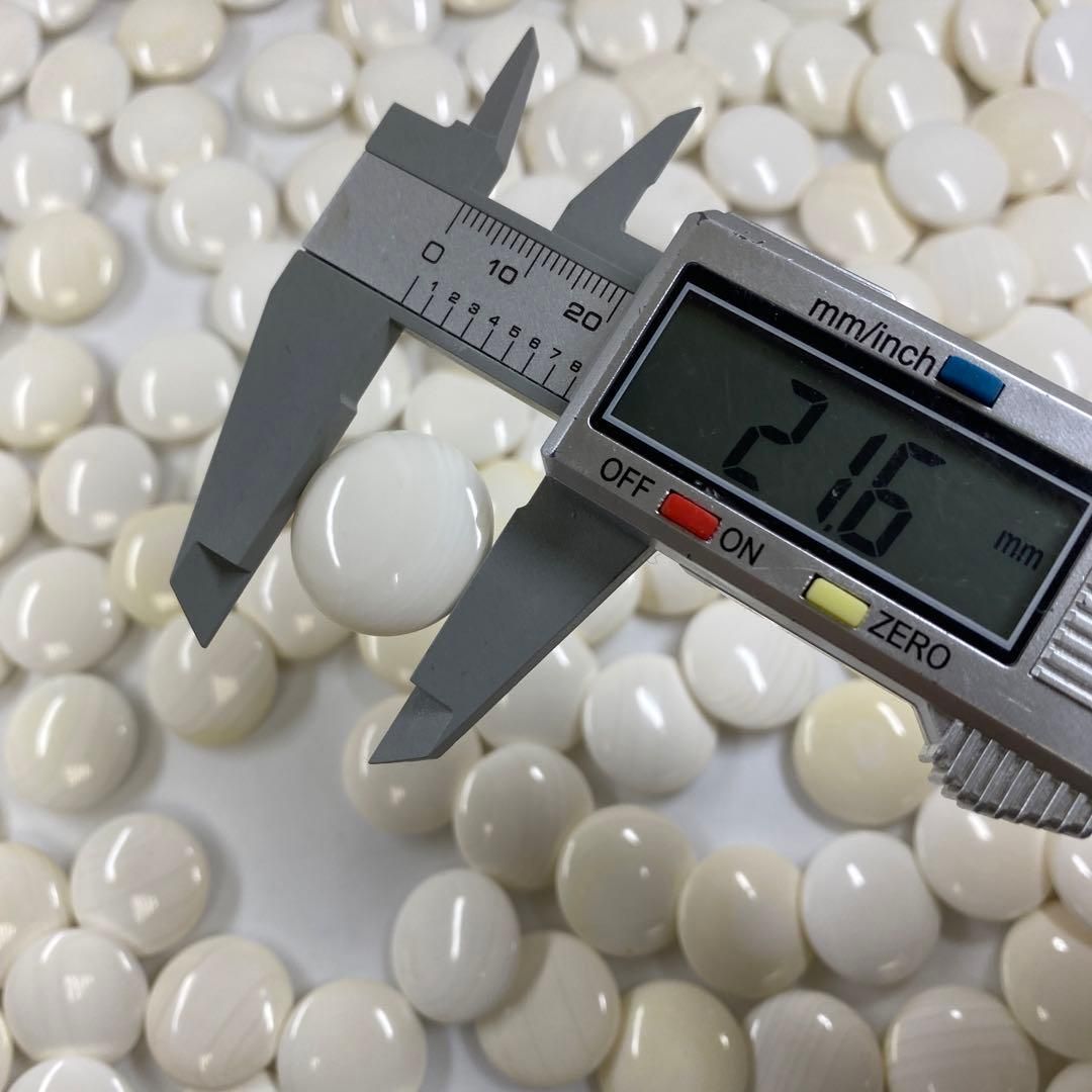 本蛤石、那智黒 碁石セット 共箱 黒182点、白178点 東Y6-0826①