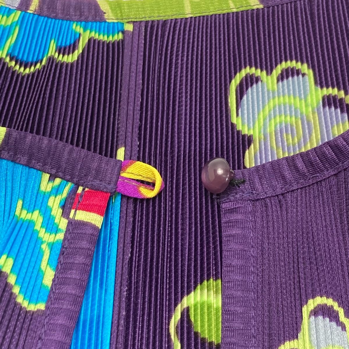 PLEATS