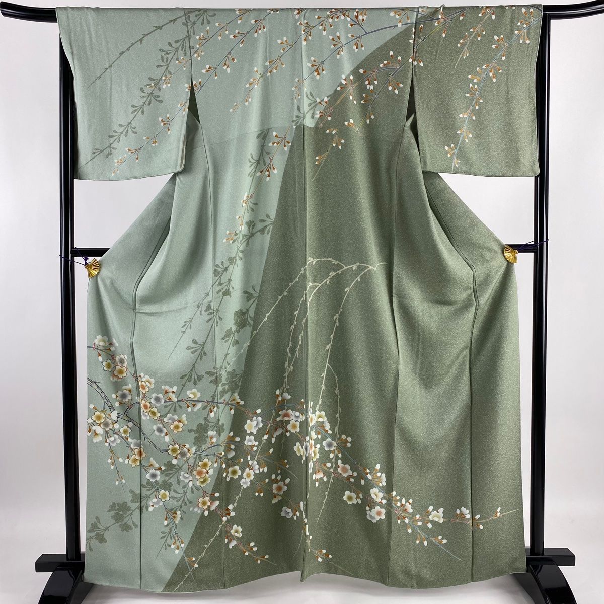 訪問着 美品 名品 桜 シルエット 金糸 金彩 薄緑 袷 身丈163.5cm 裄丈