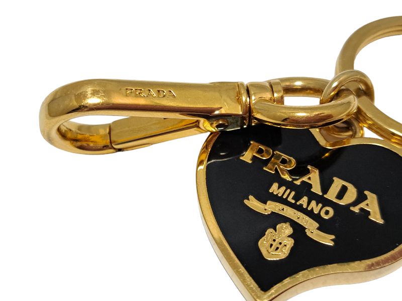 プラダ ハート キーリング キーホルダー メタル ブラック 黒 ゴールド 1AP398 PRADA チャーム 小物 PRAD - メルカリ