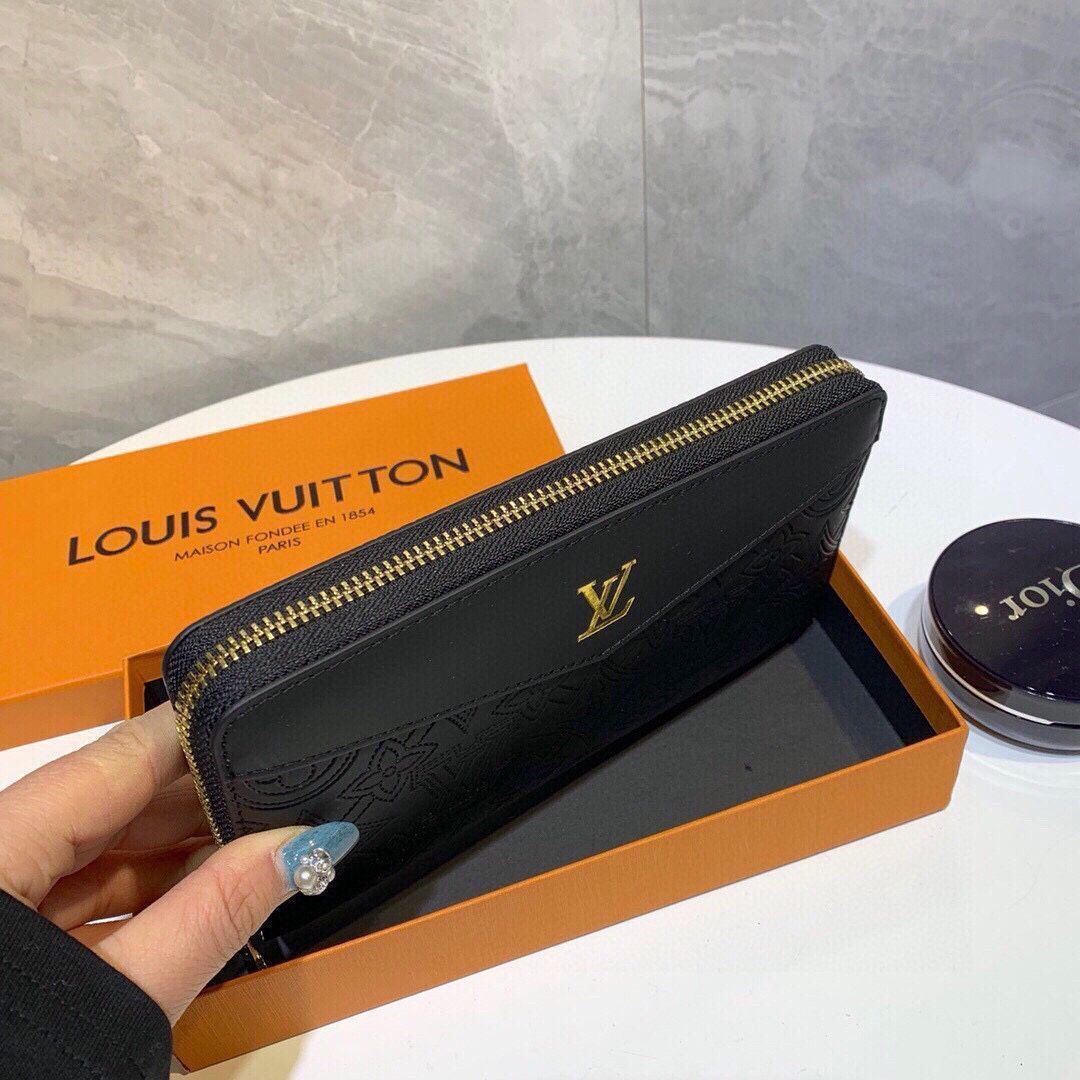 ポーチLV正规品 Louis Vuitton】今日特価！黒色 19x10cm 牛皮圧花ポーチ 送料