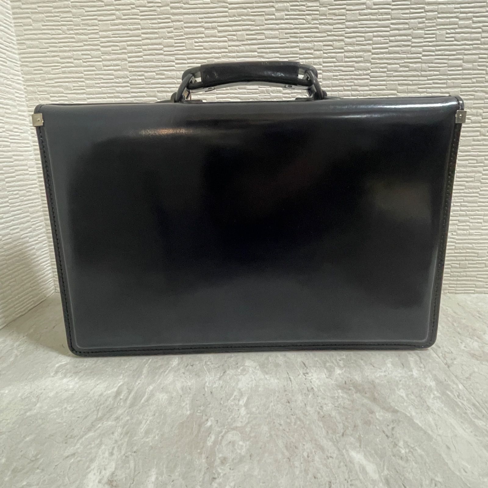 本革 ネイビー