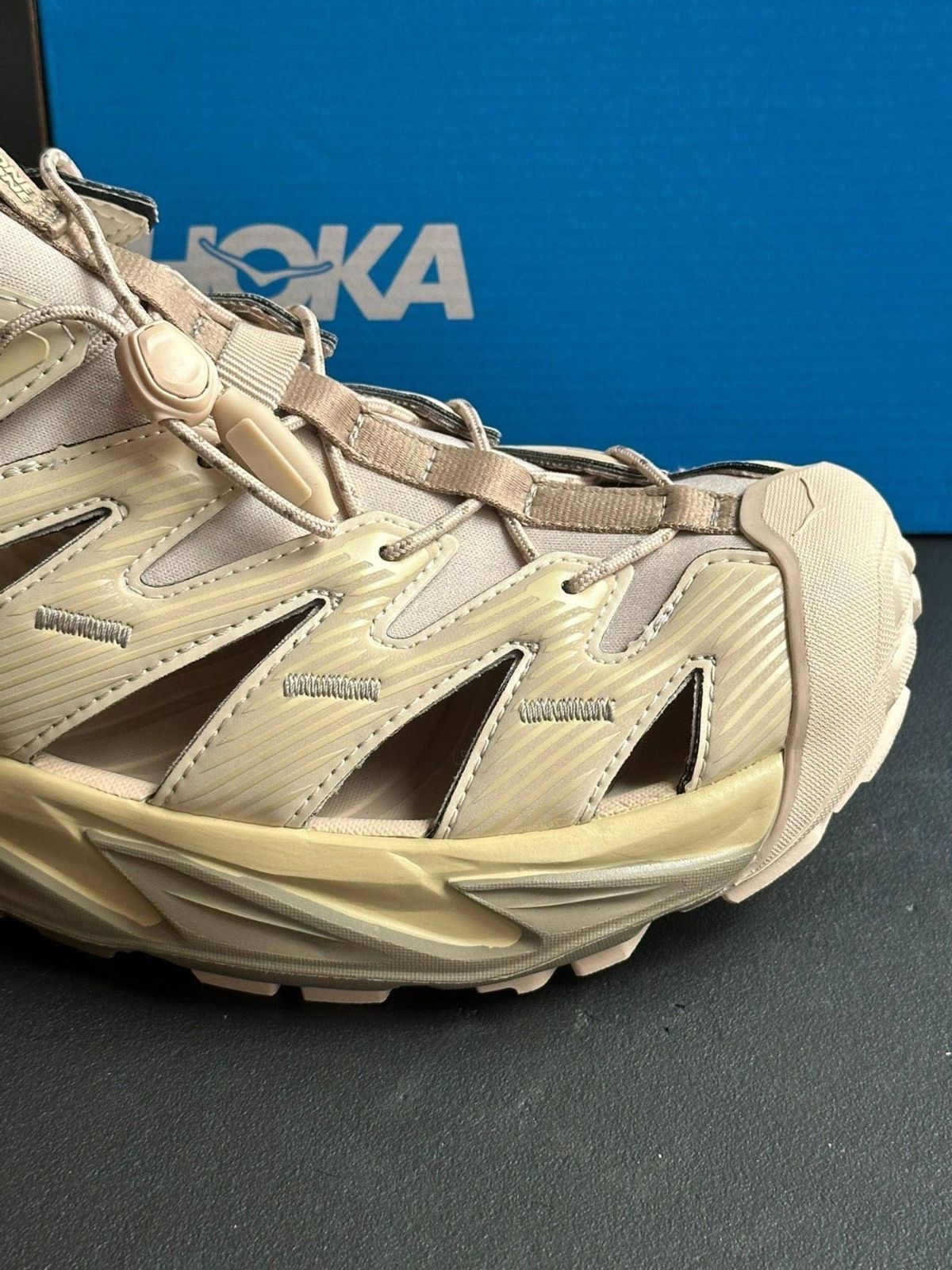 新品未使用 HOKA ONE ONE ホカオネオネ HOPARA ホパラ ベージュ