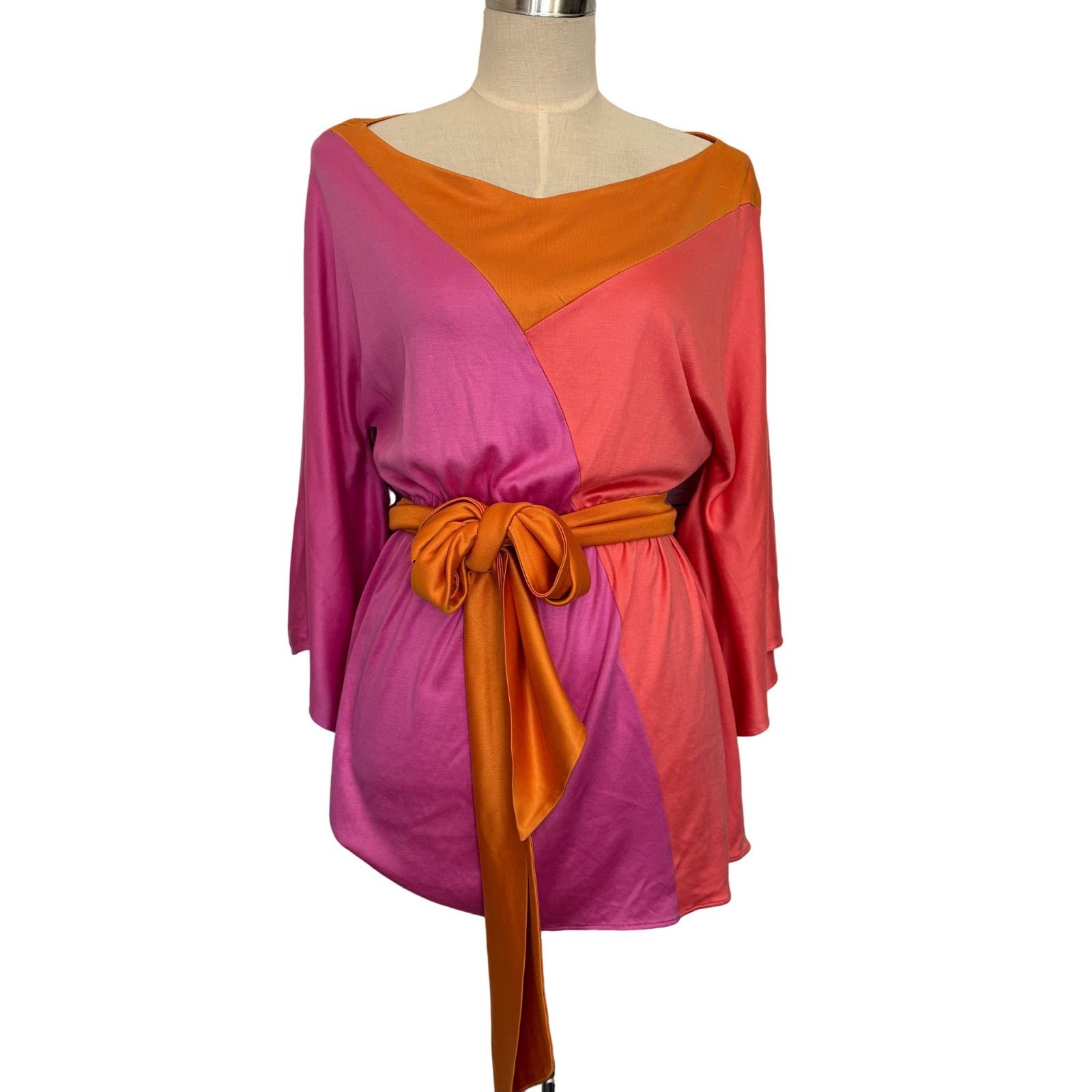 エミリオプッチ トップス チュニック ラグラン ブラウジング ベルト ピンク オレンジ Emilio Pucci Blouse Tunic Top Raglan Sleeve Belted Silk Pink Orange Pattern Italy 38