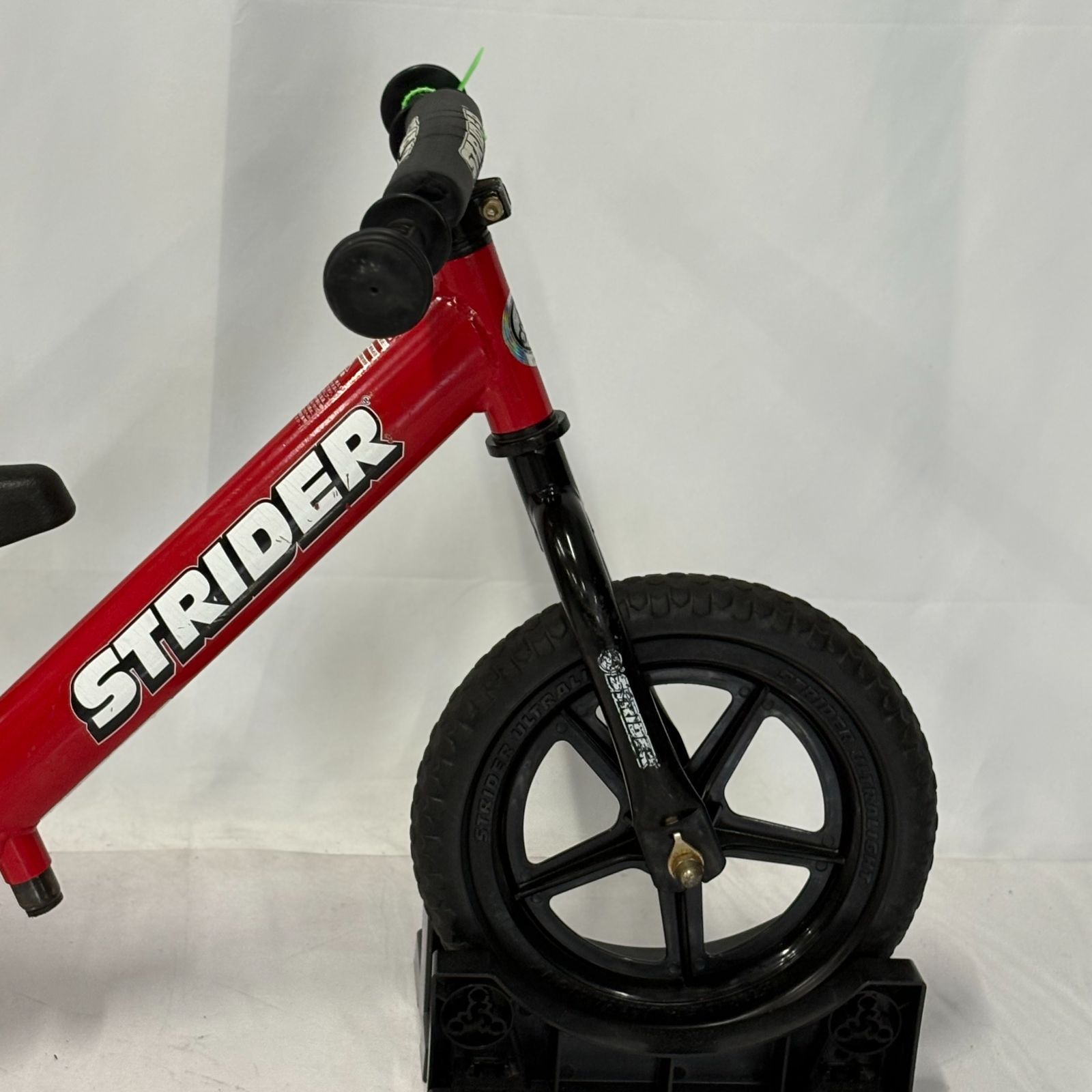 大人気カラー STRIDER ストライダー スポーツモデル レッド 赤