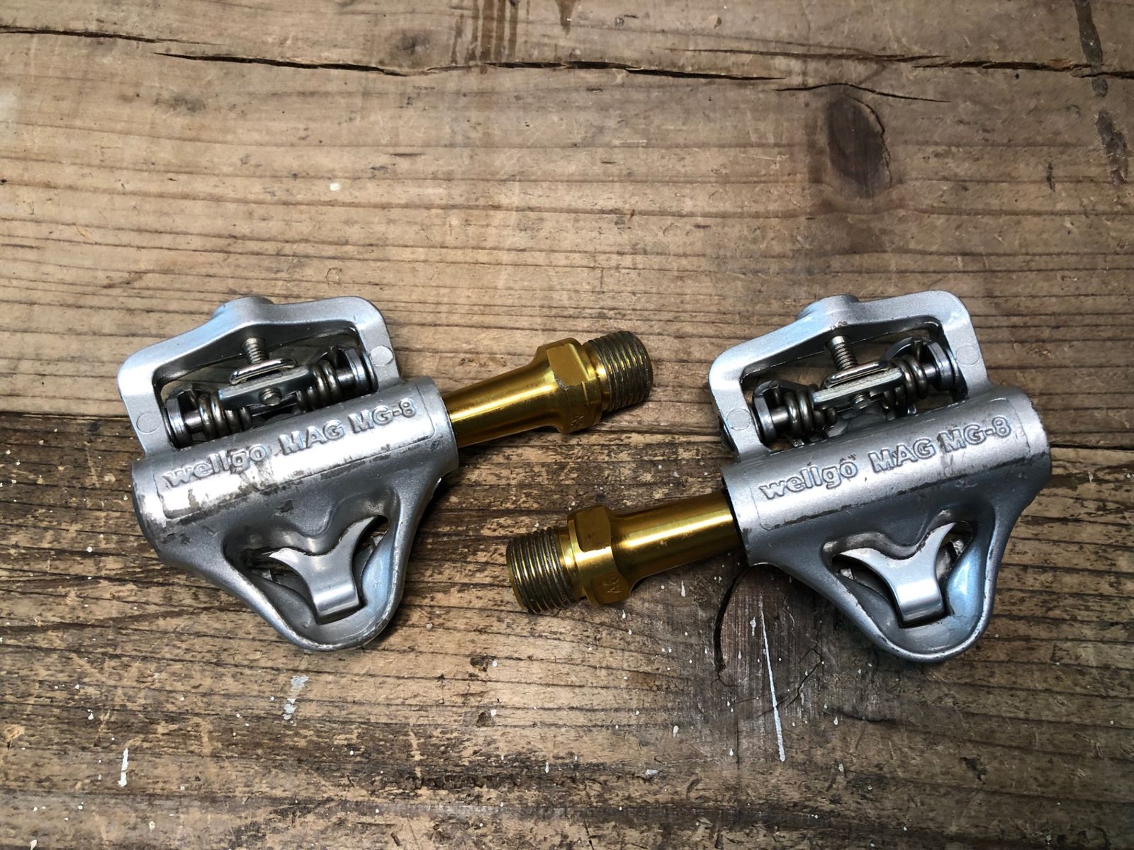 IR809 ウェルゴ Wellgo MAG MG-3 SPD マグネシウム ビンディングペダル チタンシャフト SPD 回転ゴリ付き