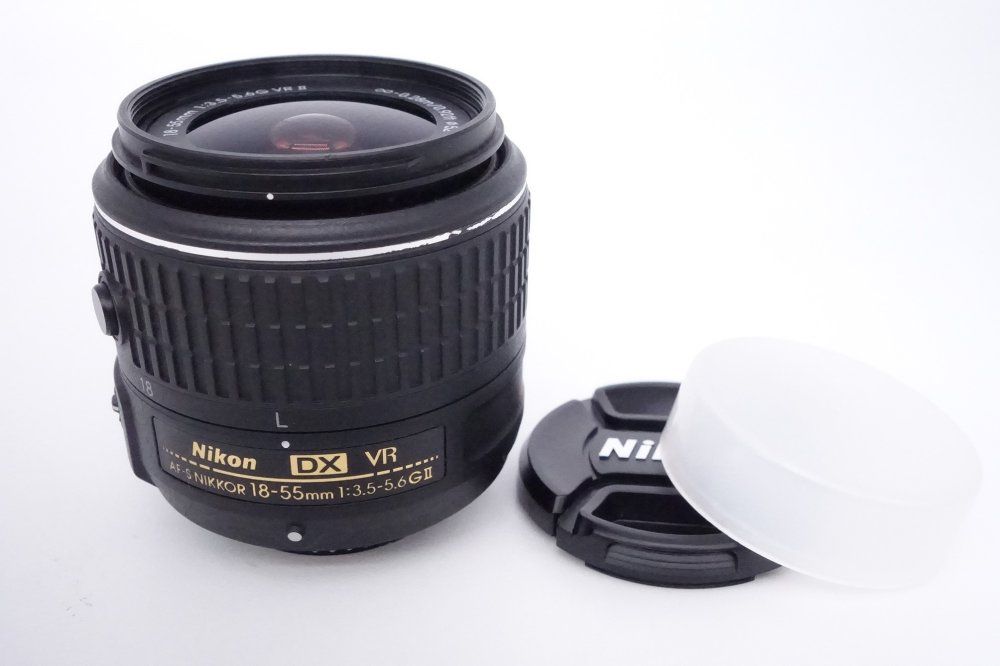 上品 ニコン Nikon 標準ズームレンズ AF-S DX NIKKOR 18-55mm f|3.5-5.6G VR II D10054A