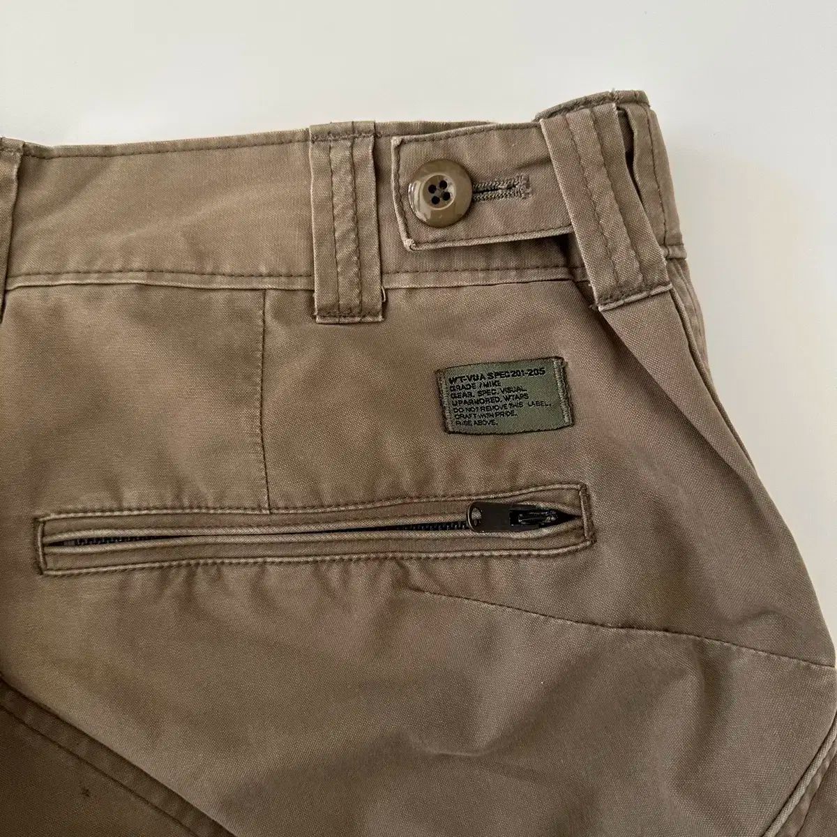 wtaps カーゴパンツ ミリタリー レア WTAPS(ダブルタップス) wtaps ミリタリー カーゴ パンツ - メルカリ