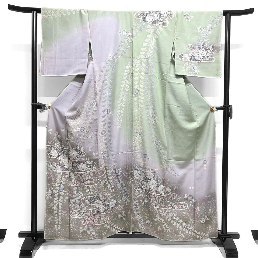 新品 牡丹 着物 正絹“大人を振りほどく花の眼差し”仕付け糸付 お召