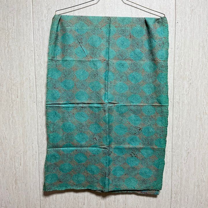 インド】オールドサリー カンタ刺繍 リバーシブルストール マルチ