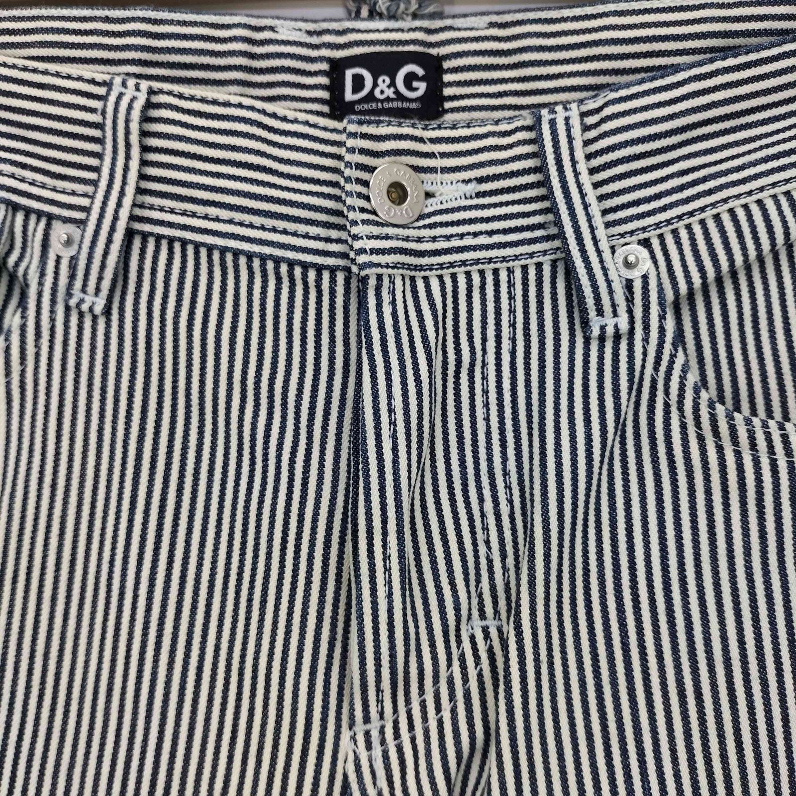 Dolce & Gabbana ストライプパンツ46 新品 Dolce & Gabbana ストライプパンツ46 新品 ディーアンドジー