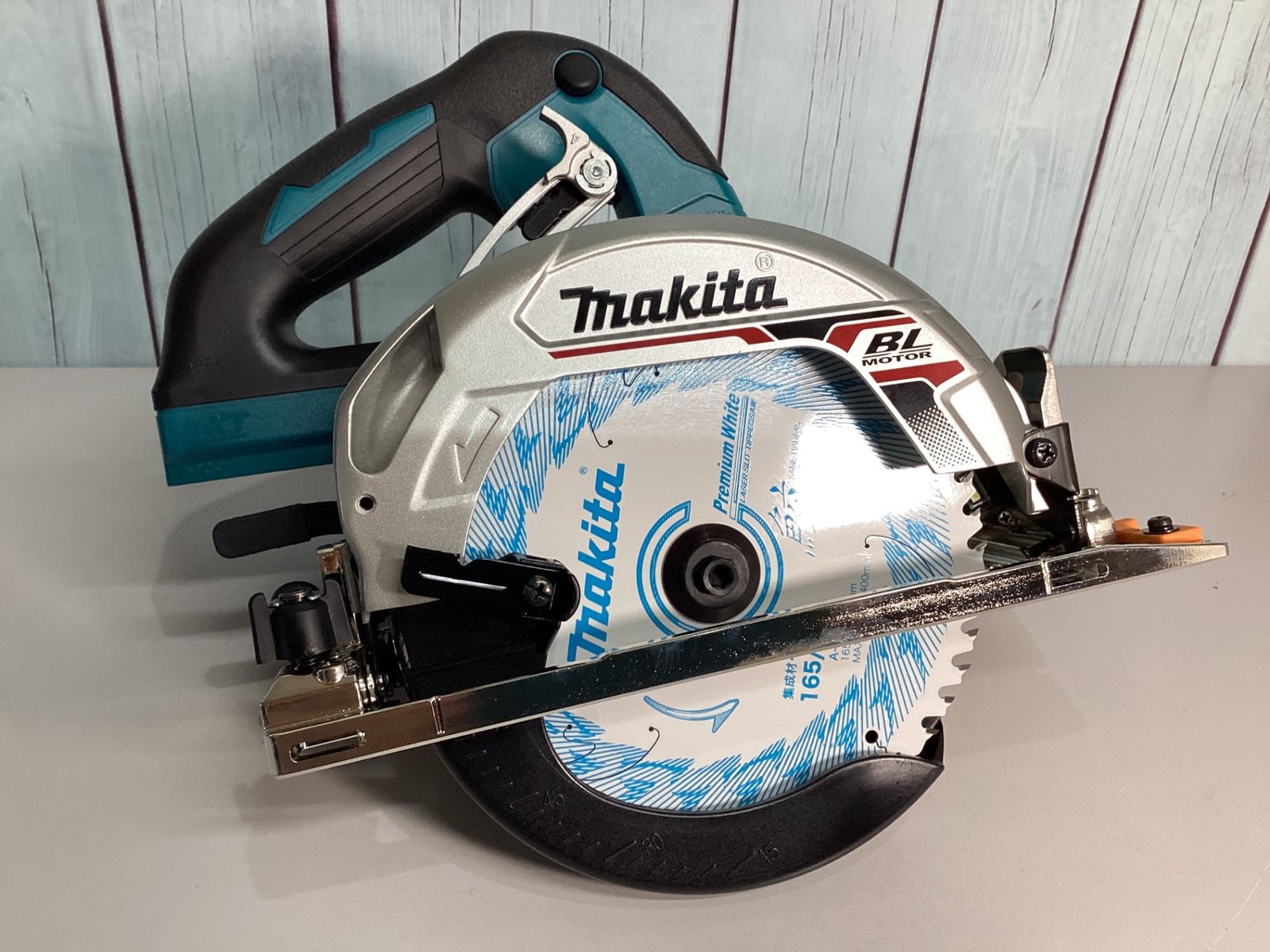 マキタ makita コードレス丸のこ HS631DGXS