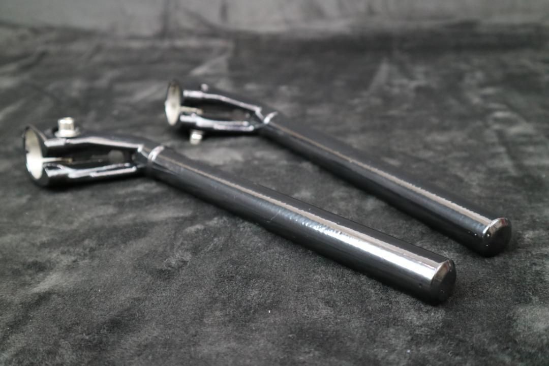 ＣＢＸ純正ハンドル　黒＋車種専用　取り付け用　延長アダプター変換 CBX純正ハンドル 黒＋車種専用 取り付け用 延長アダプター変換