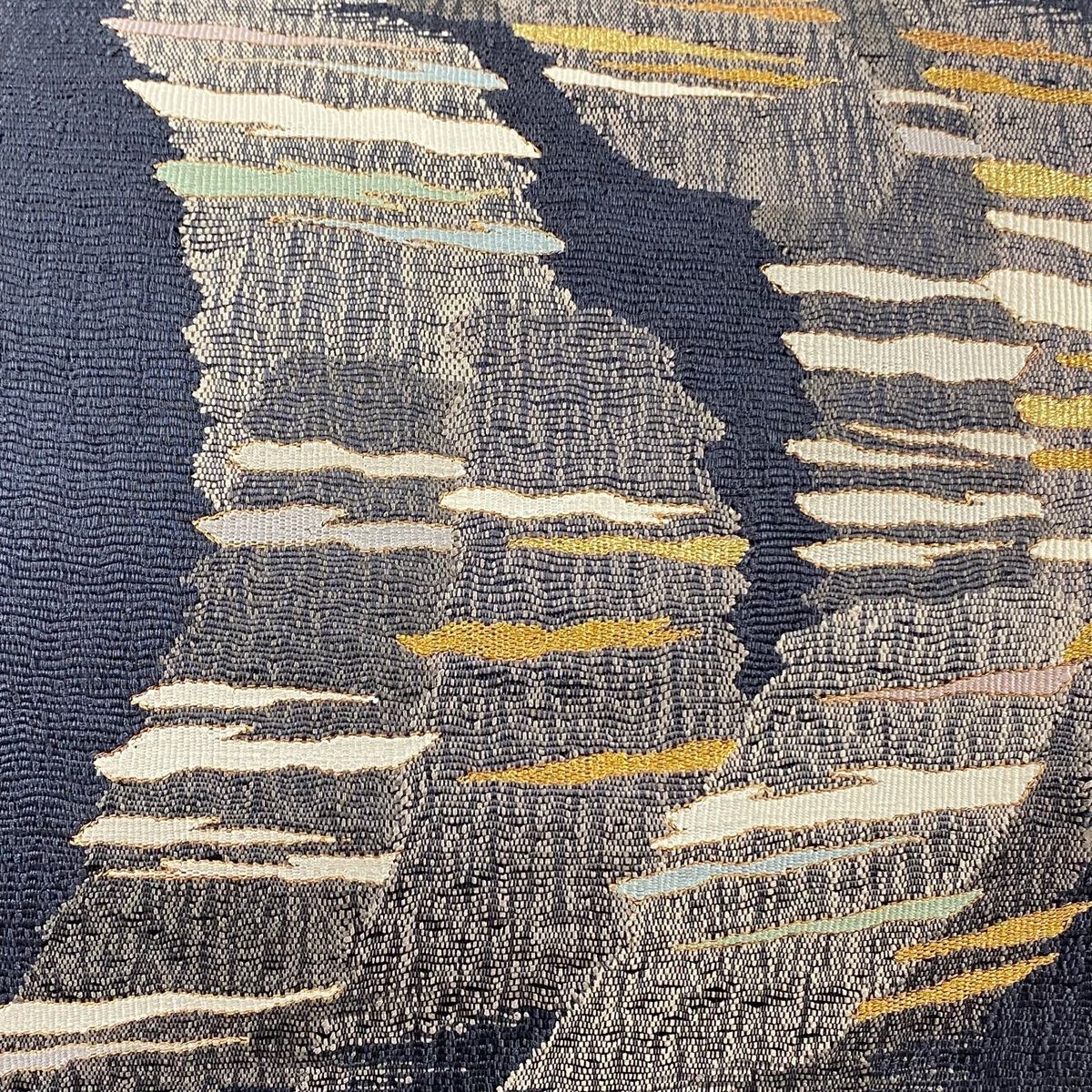 名古屋帯 秀品 落款 八寸名古屋帯 松葉仕立て 幾何学模様 霞 金糸 墨色 正絹