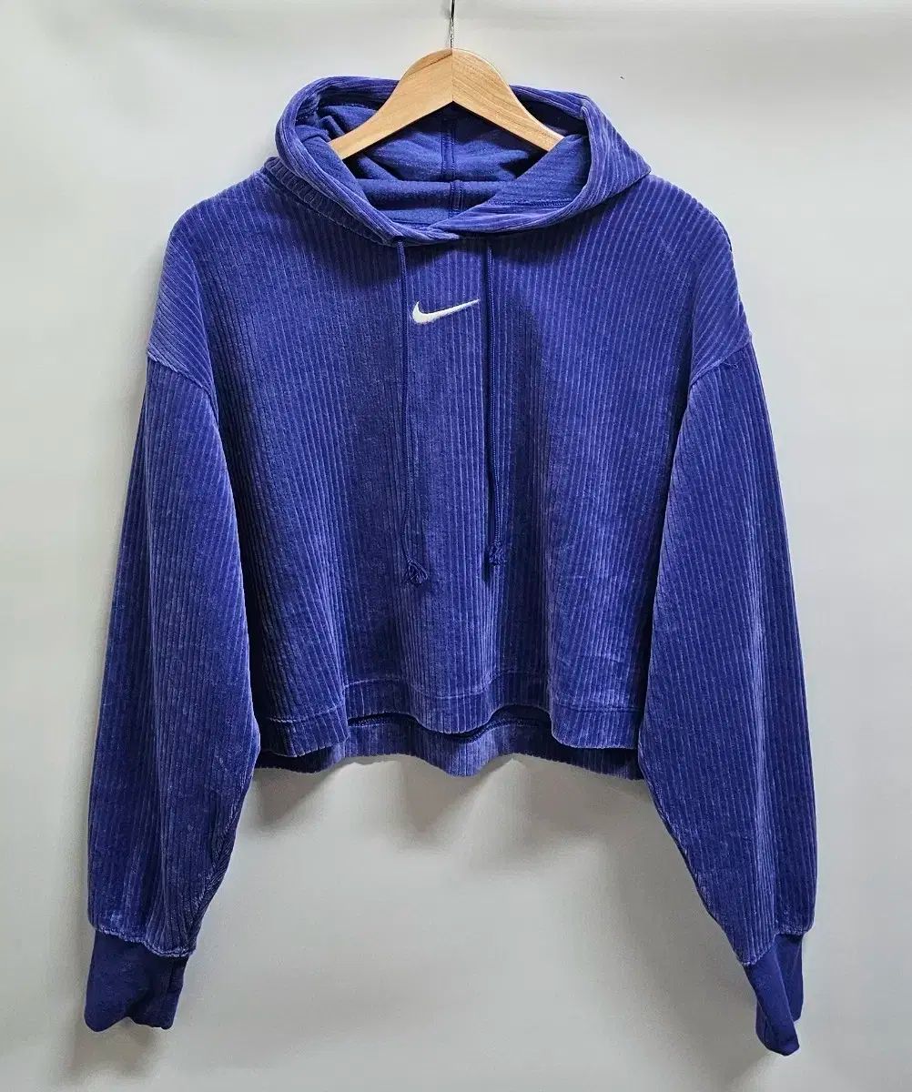 NIKE(ナイキ) レディース クロップド ベルベットパーカー L