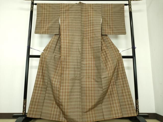 さ*ん様 本場黄八丈 平織り 紬 粋な格子柄 着物 正絹 UU-6548 sr532_2.jpg