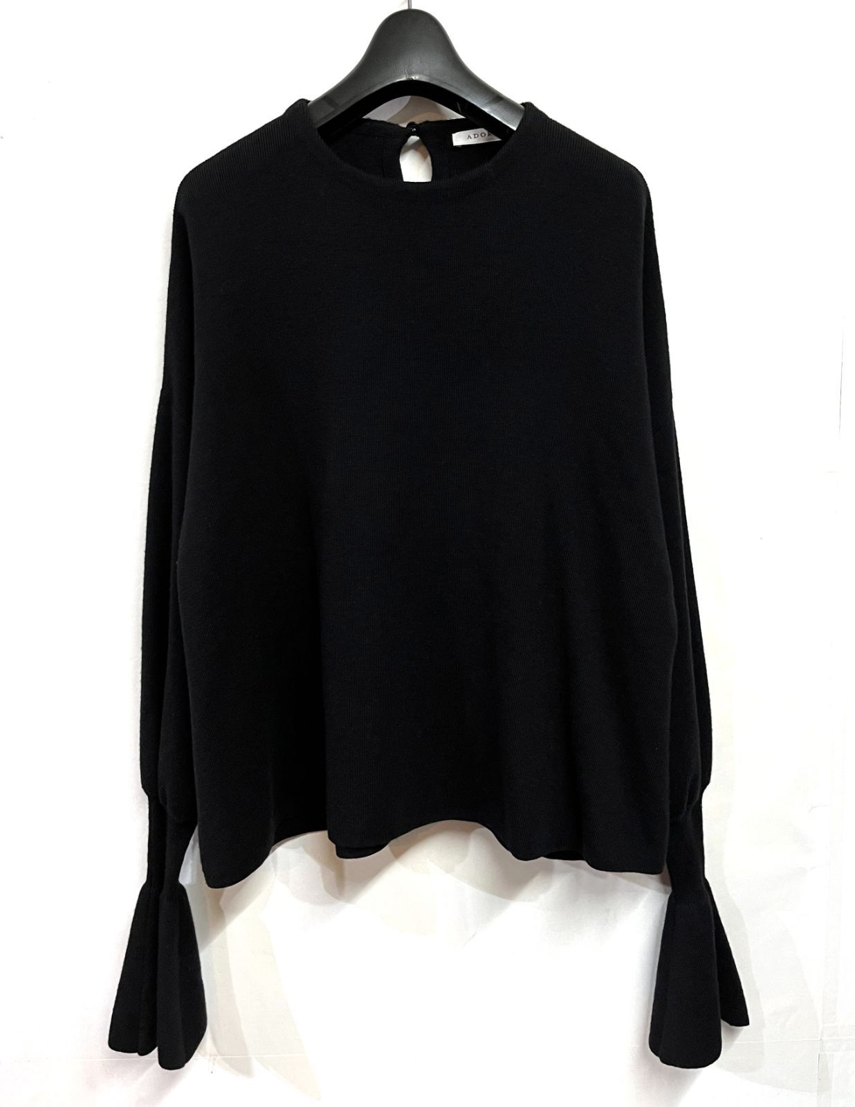 ADORE｜アドーア ピュアウール フリルスリーブ ニットプルオーバー