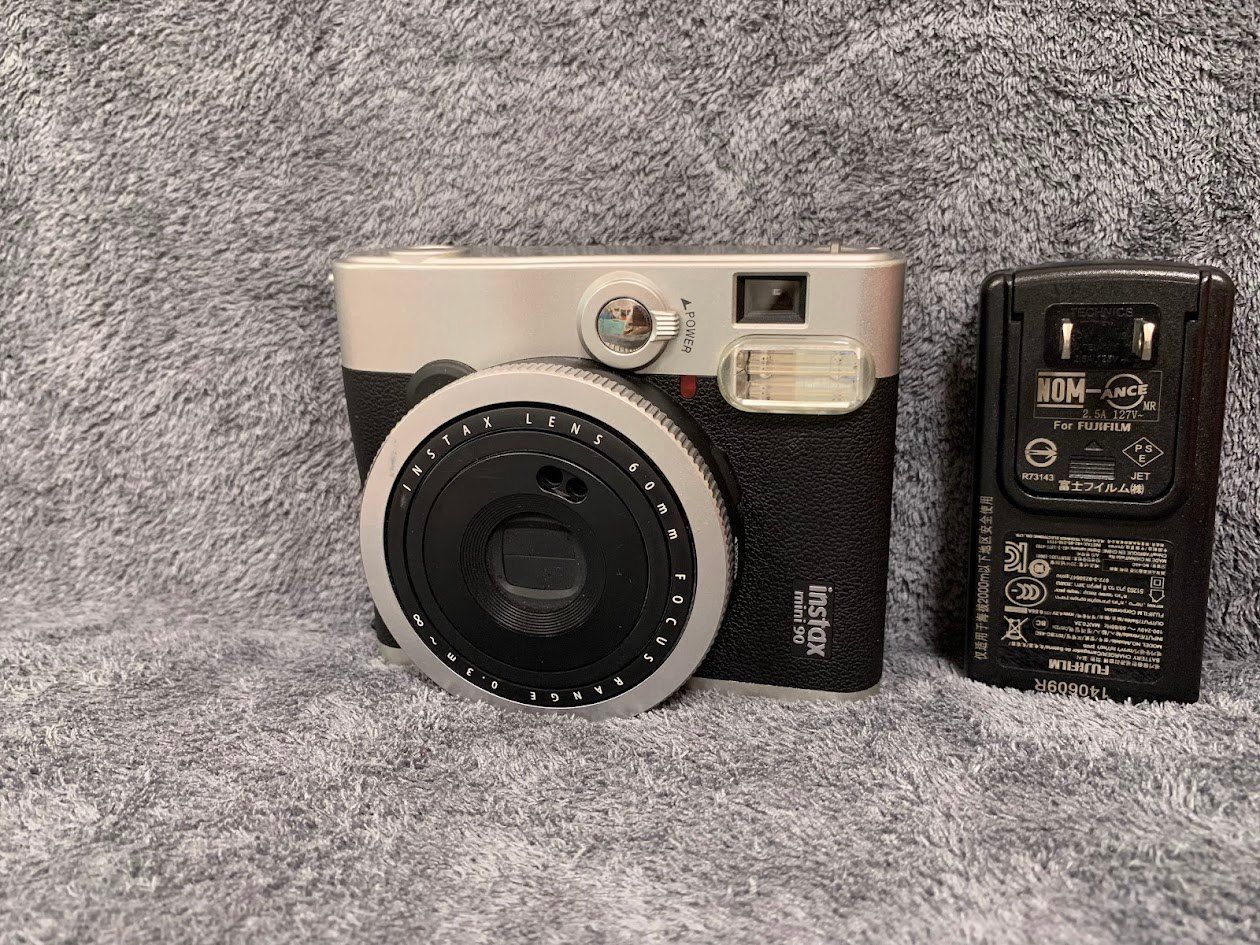☆ チェキ instax mini 90 ネオクラシック インスタックスミニ ☆ チェキ instax mini 90 ネオクラシック インスタックスミニ