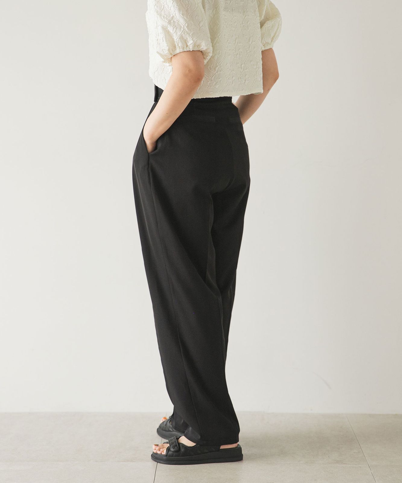 夢展望公式 [新品未使用] ベルクロタックワイドパンツ [ブラック] 他カラー別ページ有 rectangle パンツ ワイドパンツ・ガウチョパンツ（フルレングス） 533612-03