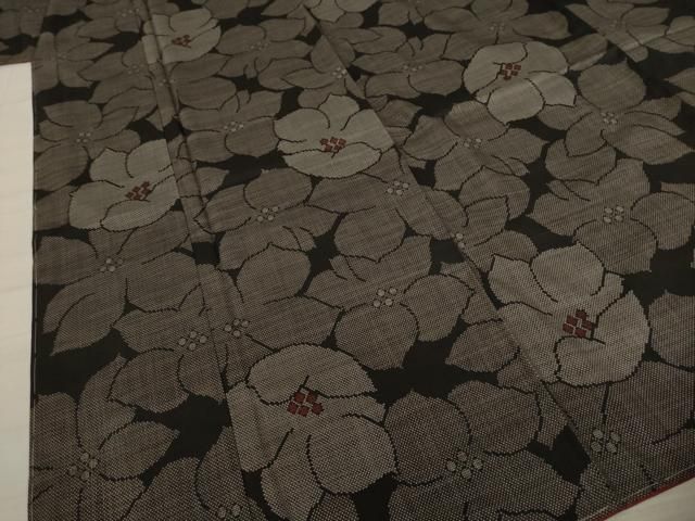 平和屋着物○本場大島紬 カタス7マルキ 泥染め 舞花文 正絹 逸品