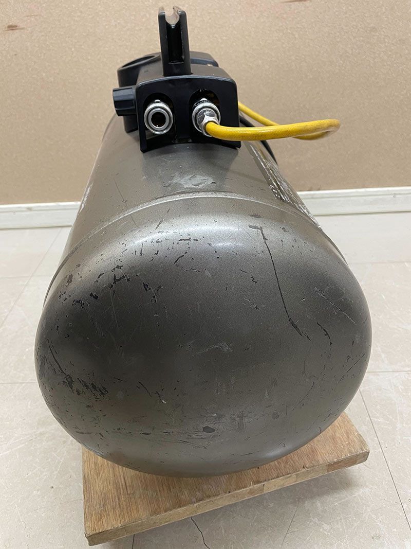 STR-38 タンク容量38L