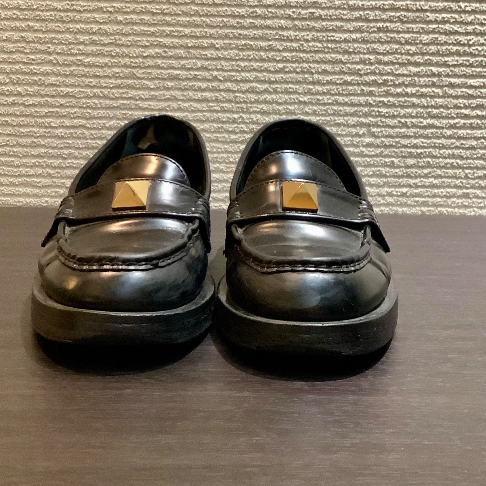 関税送料込｜VALENTINO：ローマン スタッド レザー ローファー ヴァレンティノ VALENTINO GARAVANI ガラヴァーニ ローマン
