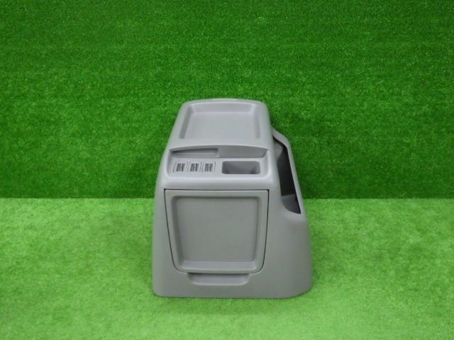 トヨタ　10　アルファード　前期　センターコンソール　191023242