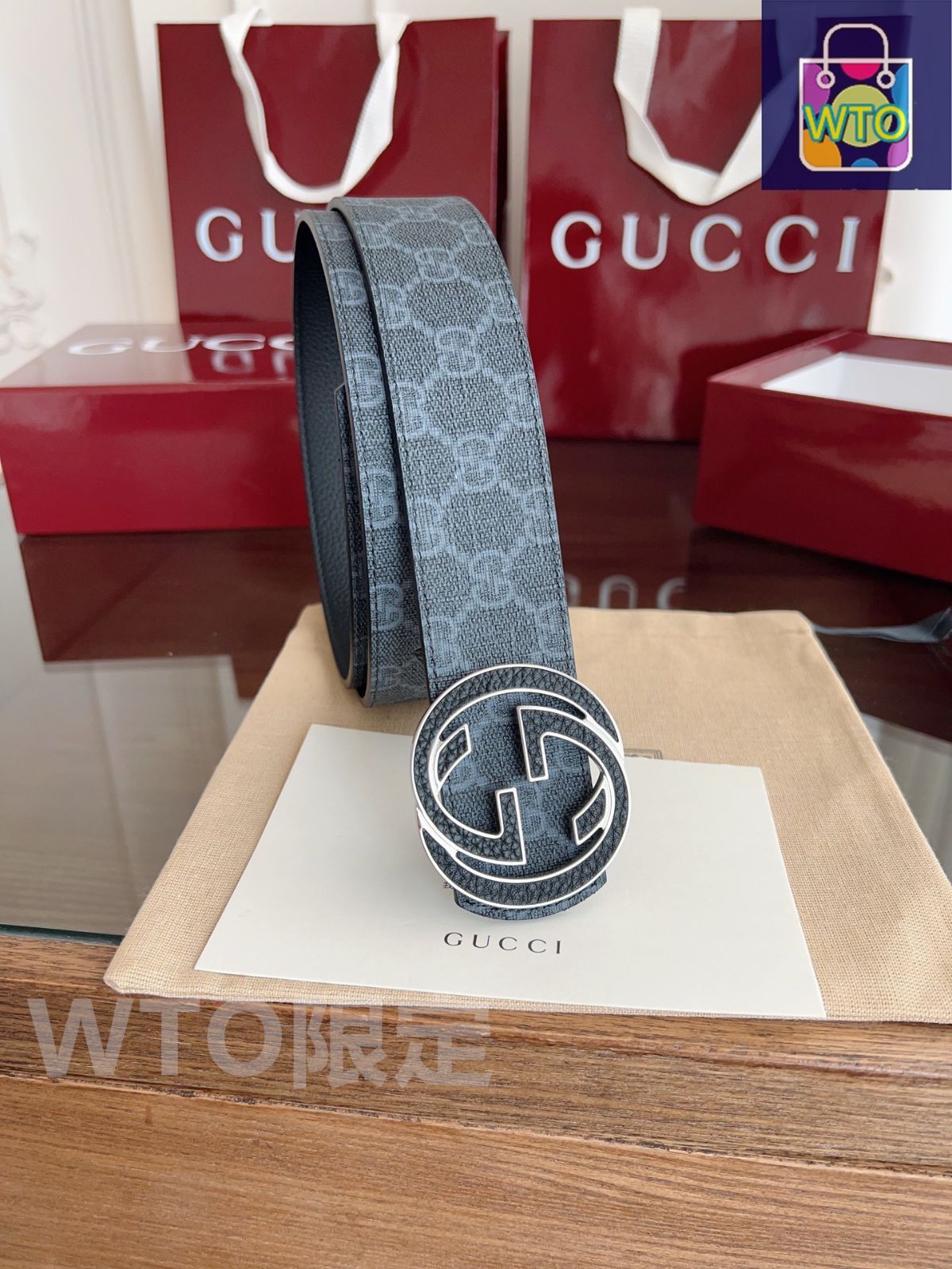GUCCI ダブルGロゴ メタルバックル GUCCI ダブルGロゴ メタルバックル