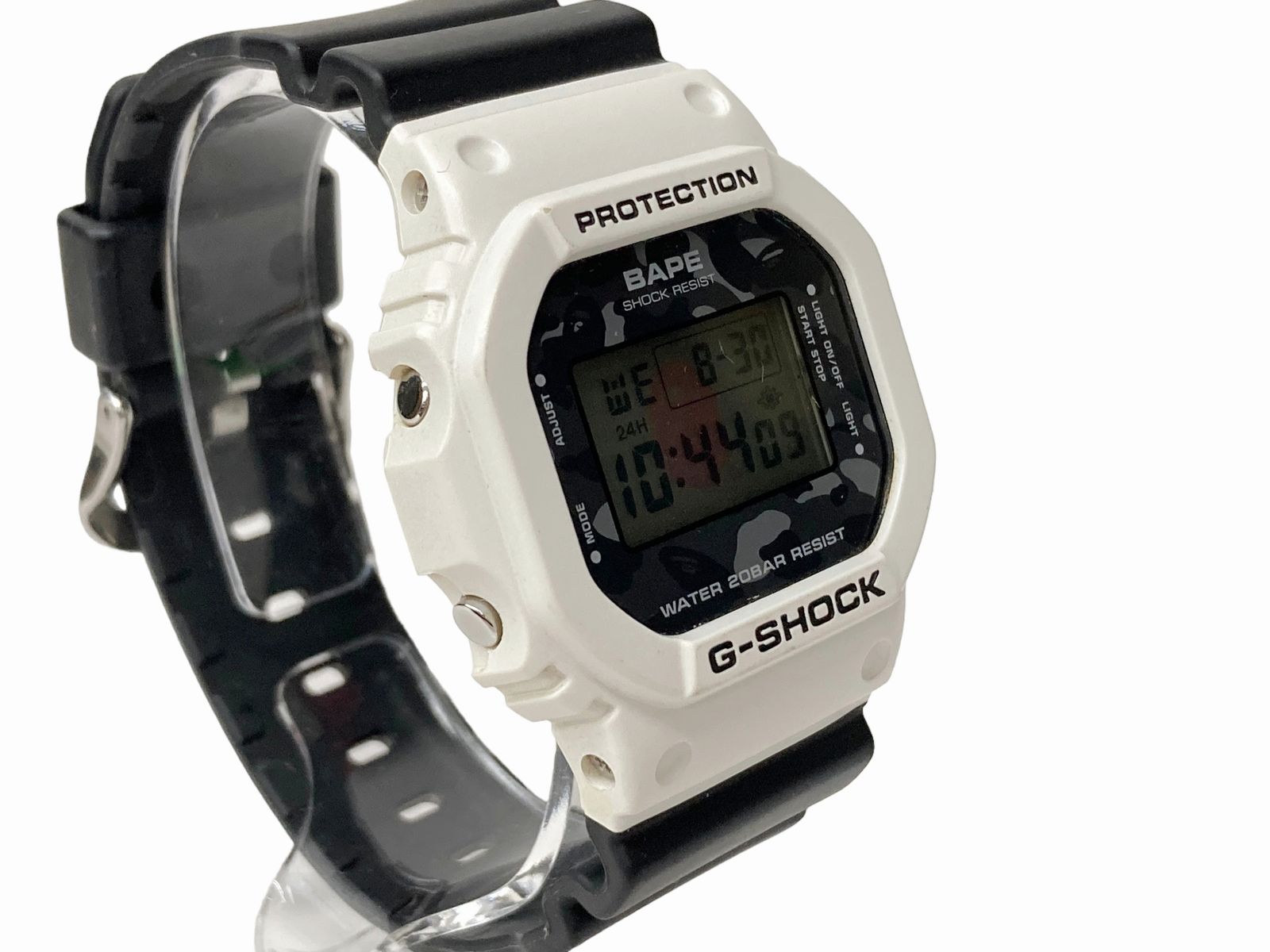 CASIO (カシオ) G-SHOCK Gショック × A BATHING APE (アベイシングエイプ) デジタル腕時計 コラボ DW-5600VT  ブラック ホワイト 黒×白/028