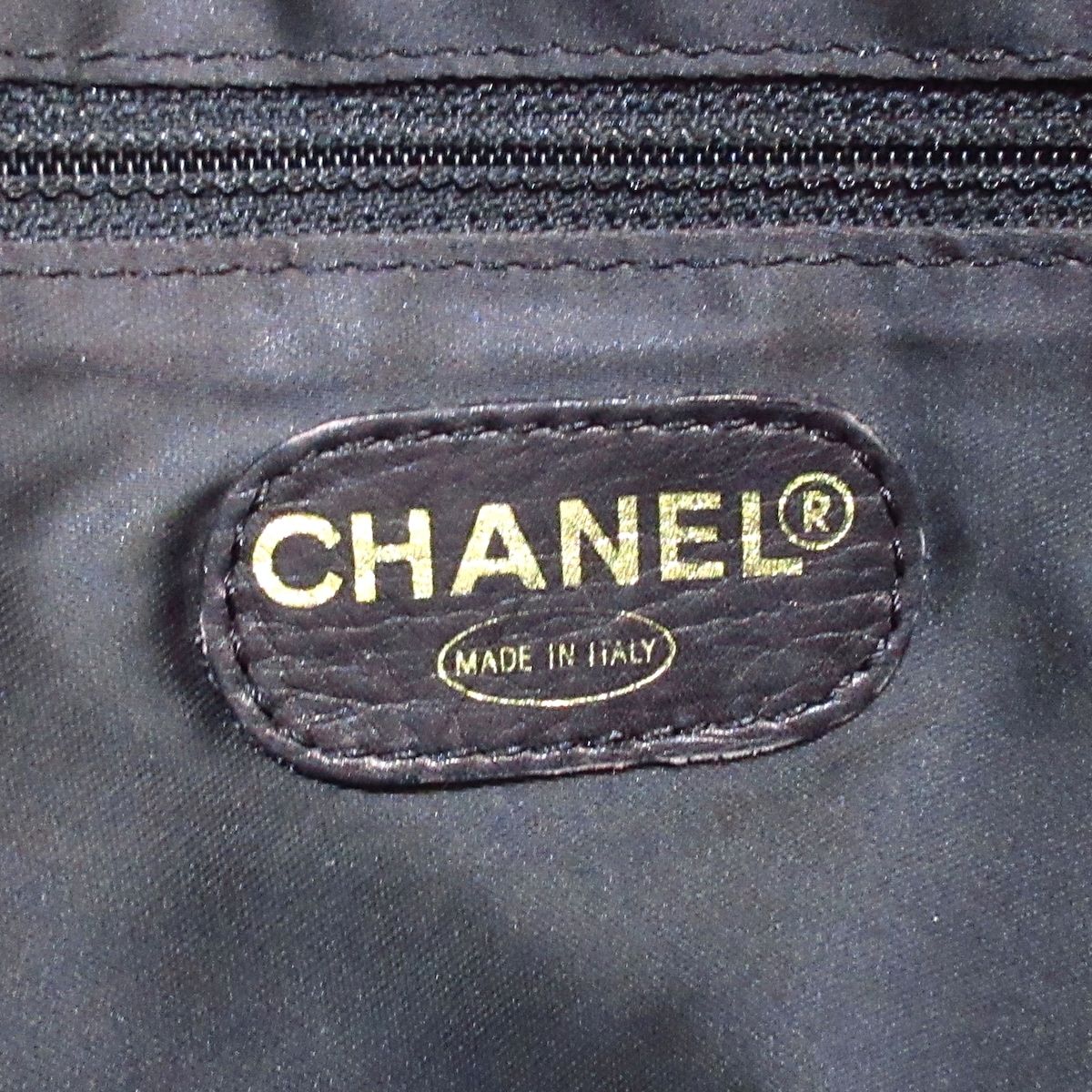 CHANEL(シャネル) ショルダーバッグ レディース - 黒 ロゴ刺繍 ...