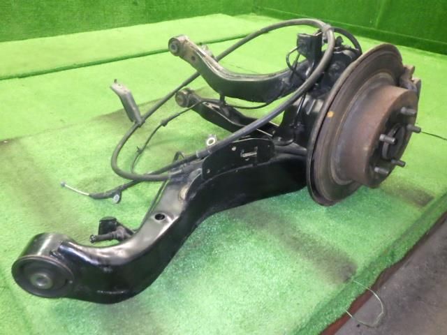 セレナ DBA-NC25 左RナックルハブASSY 55502-CY10A 43202-EN11A 9133