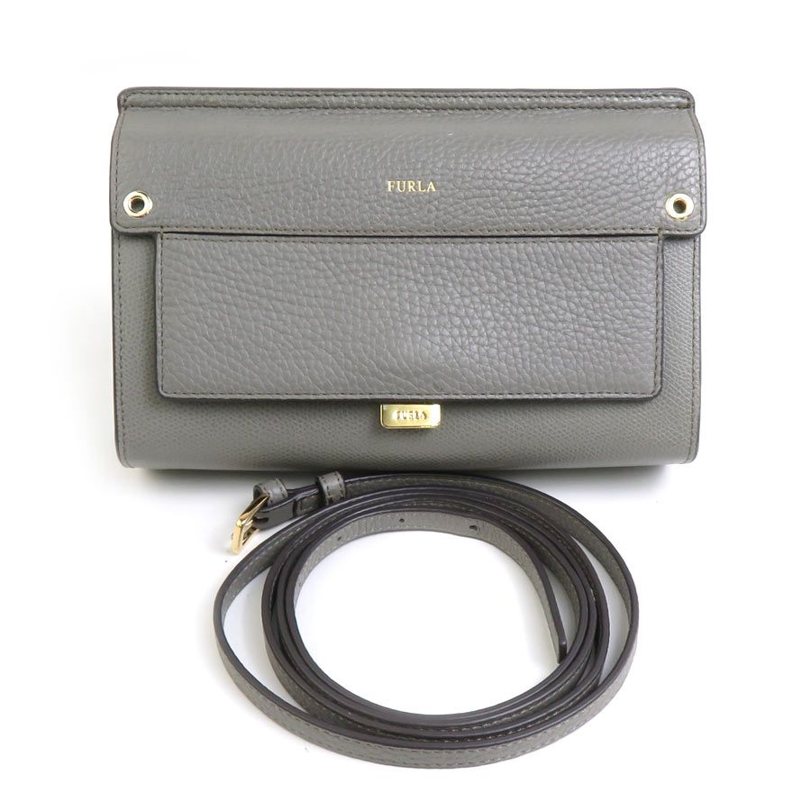 FURLAショルダーウォレット☺︎ フルラ Furla ショルダーウォレット - メルカリ