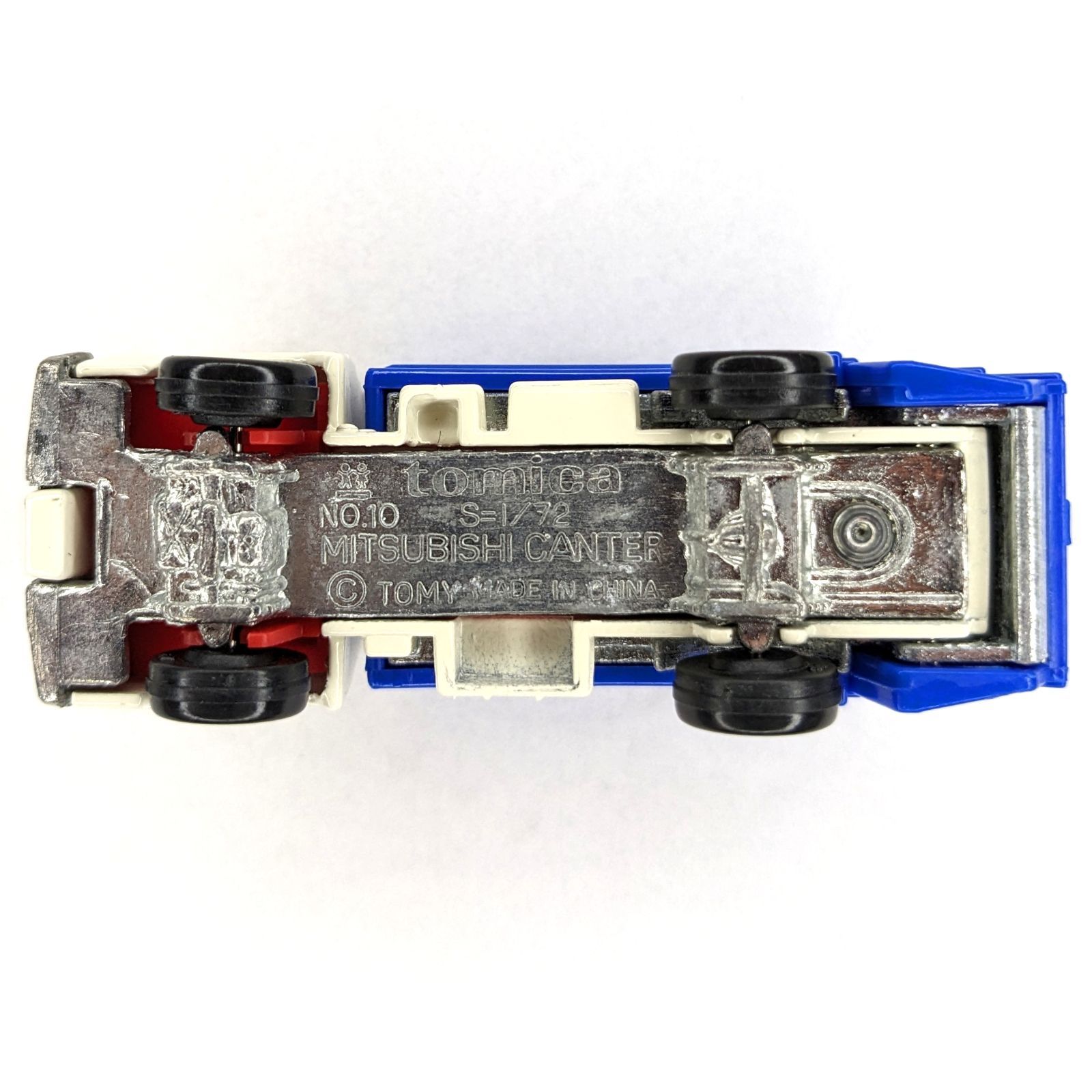 非売品】 トミカ 47 1/72 No.10 三菱 キャンター 清掃車(ゴミ収集車