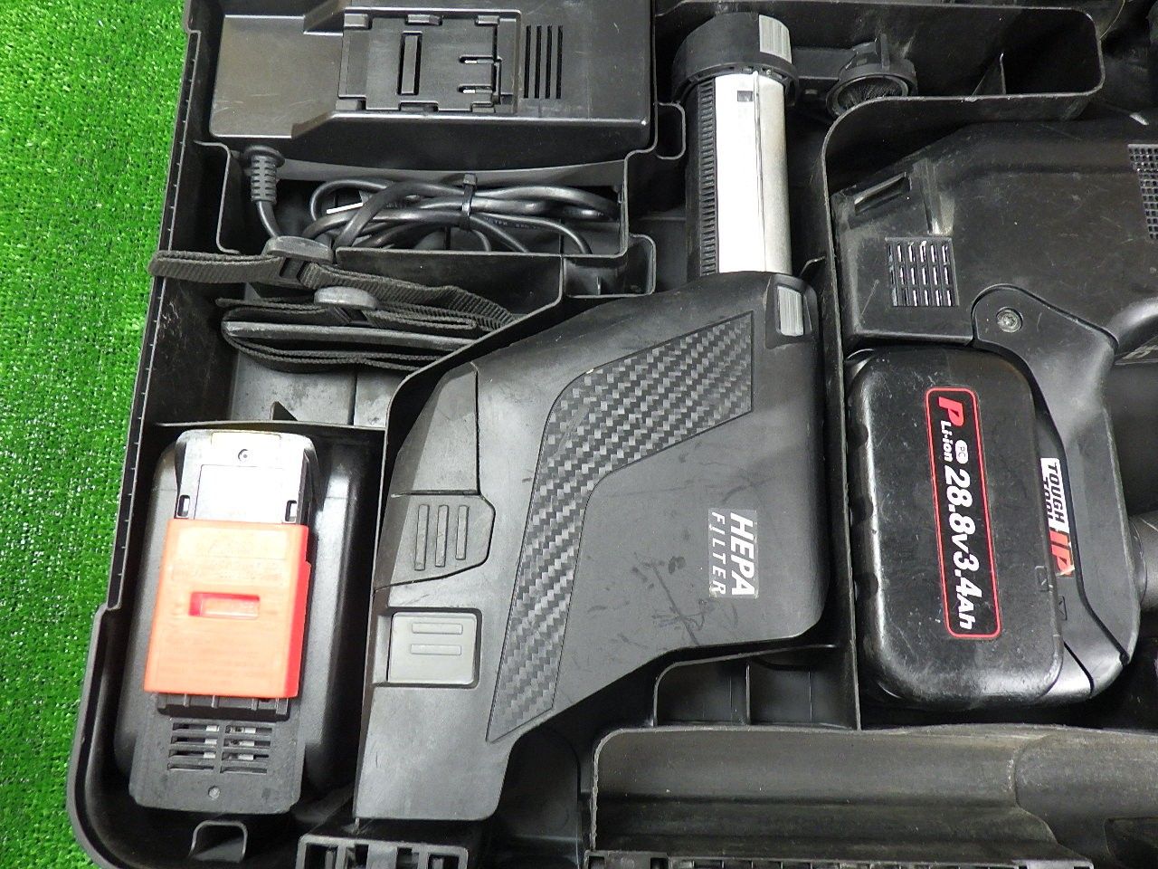 SDSプラスビット パナソニック ハンマードリル 充電式 集塵システムセット 28.8V3.4Ahバッテリ EZ7881PC2V 品 HRDEVELOPMENT_JP