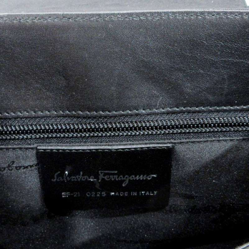 サルヴァトーレフェラガモ Salvatore Ferragamo ガンチーニ  