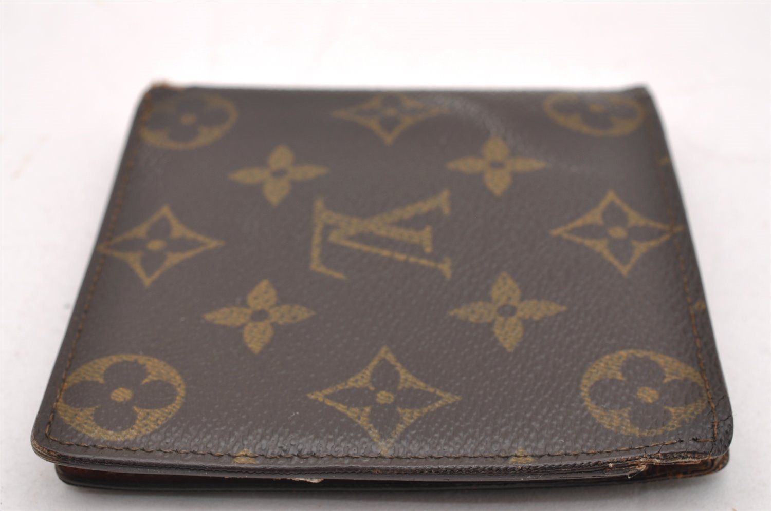 LOUIS VUITTON 二つ折り財布 チェック柄 2022年12月 – 世界の高級ファッションブランド特集！おすすめ