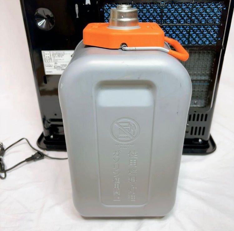 2021年製コロナ石油ファンヒーター