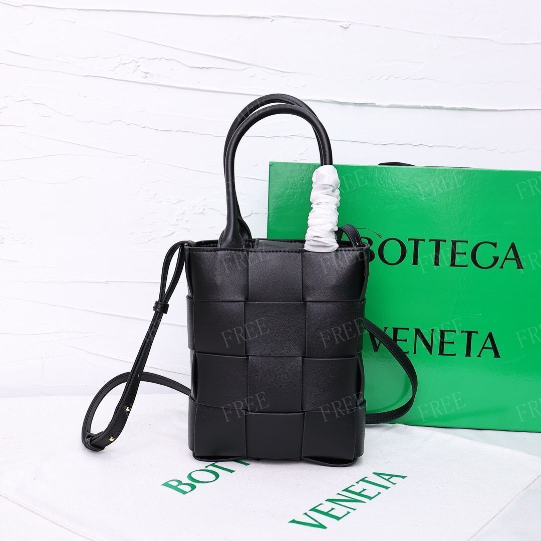 新品 未使用 BOTTEGA VENETA MINI アルコ トートバッグ 黒 - メルカリ