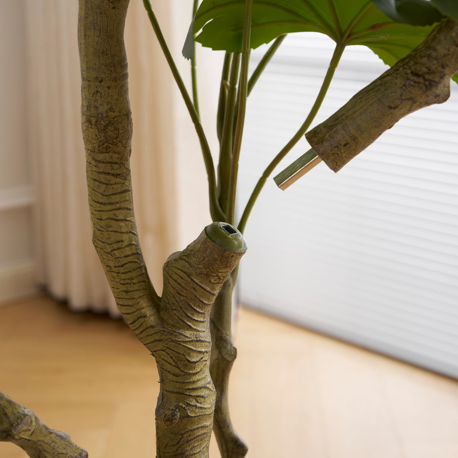 9月25日再入荷予定」「大人気商品」全新品 観葉植物 フェイク 144cm 