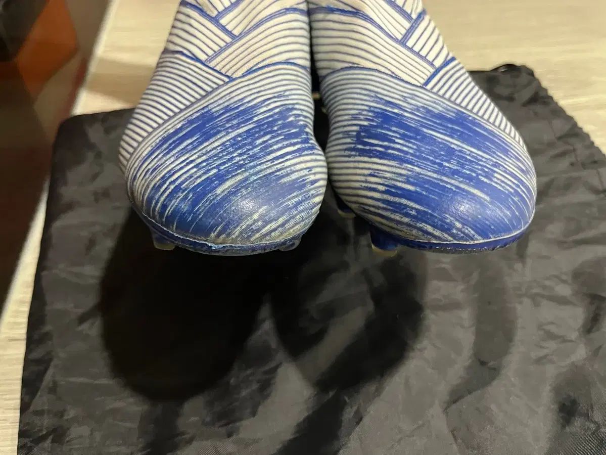 ネメシス 25cm 新品 超激レア 廃盤品 アディダス ネメシス 18.1 FG AG