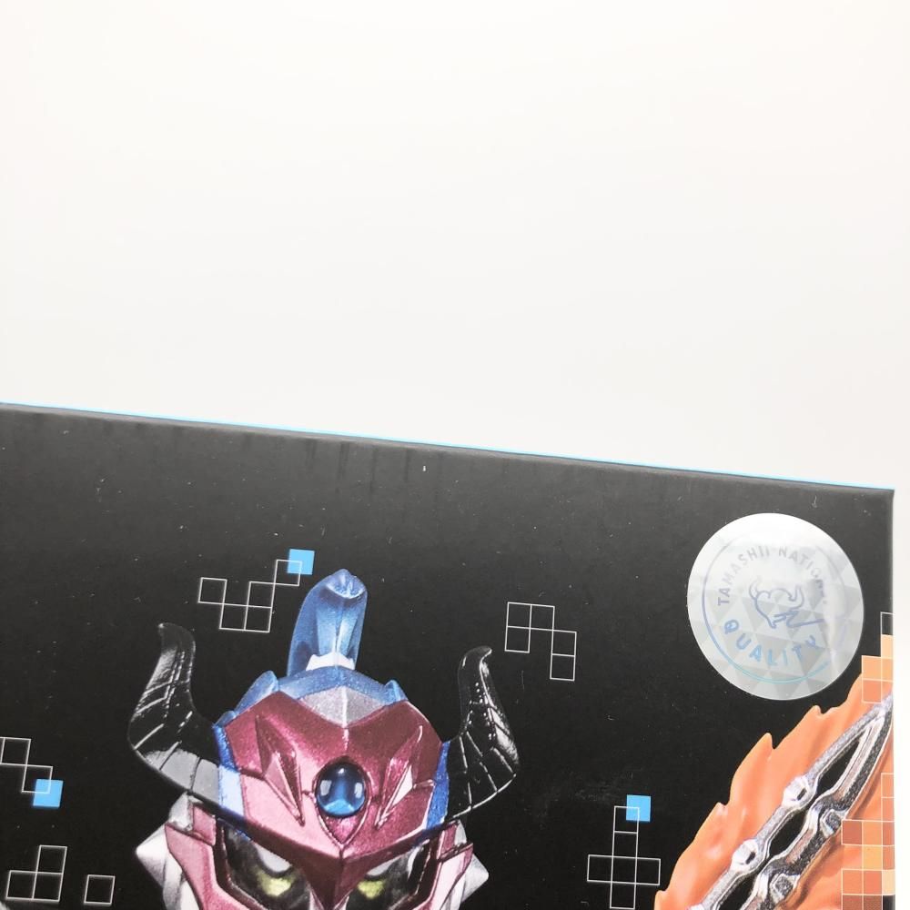 バンダイ