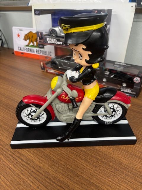 ベティブープ バイカー フィギュア ドール BETTY BOOP ベティちゃん