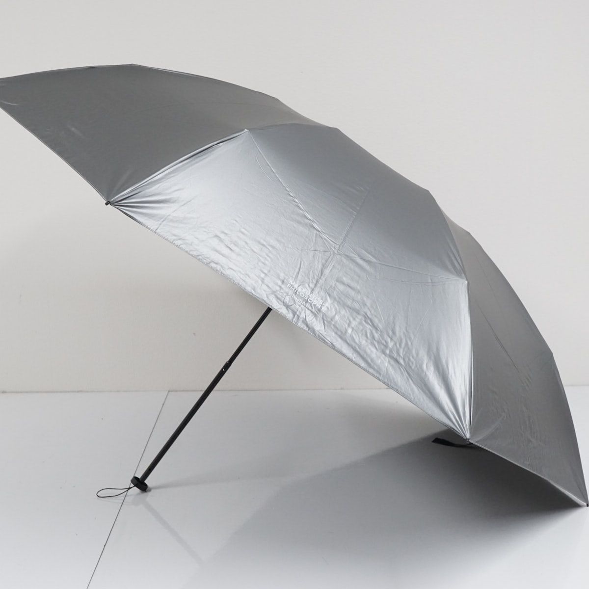 マッキントッシュ　晴雨兼用傘　used マッキントッシュ 傘 ワンタッチ開閉式 晴雨兼用 折り畳み傘