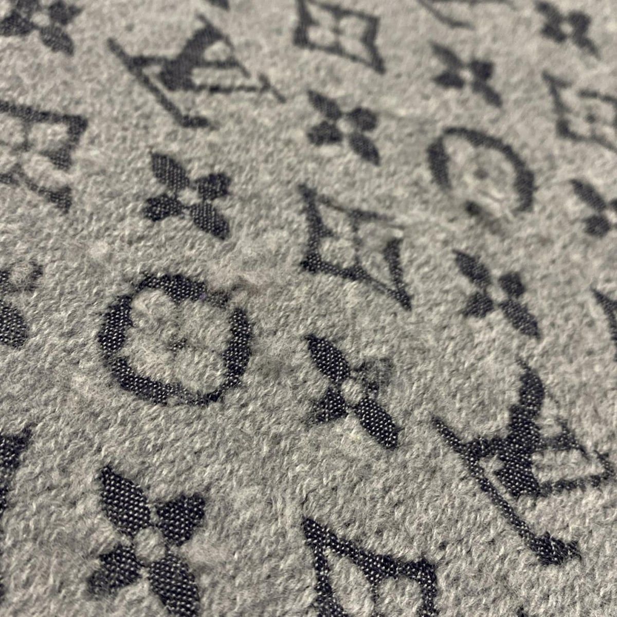 ルイヴィトン クラシック グリクレール マフラー ルイヴィトン