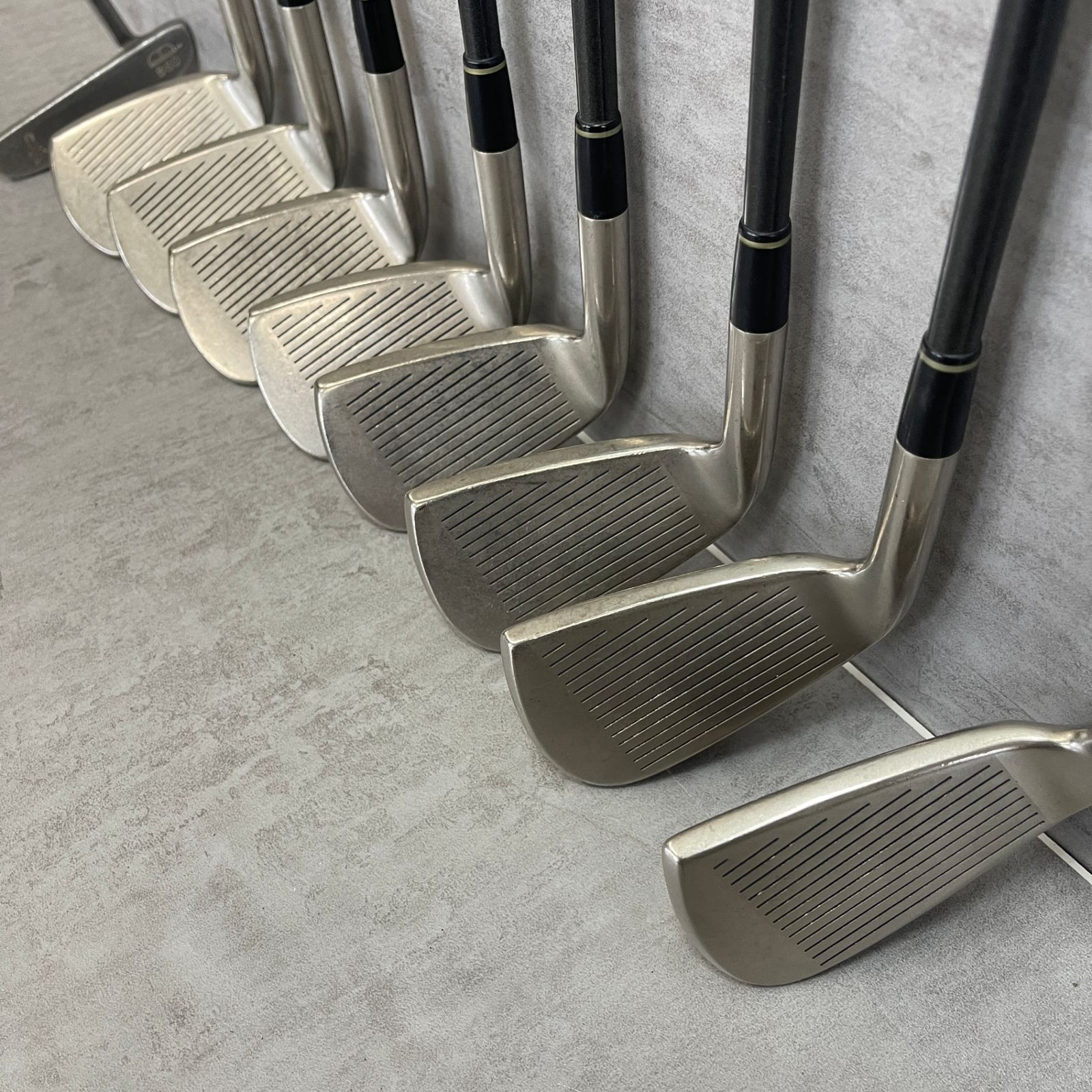 Callaway キャロウェイ PRGR プロギア メンズ ゴルフ13本セット 右利き用 キャディバッグ ヘッドカバー 初心者おすすめ 入門用 -  メルカリ