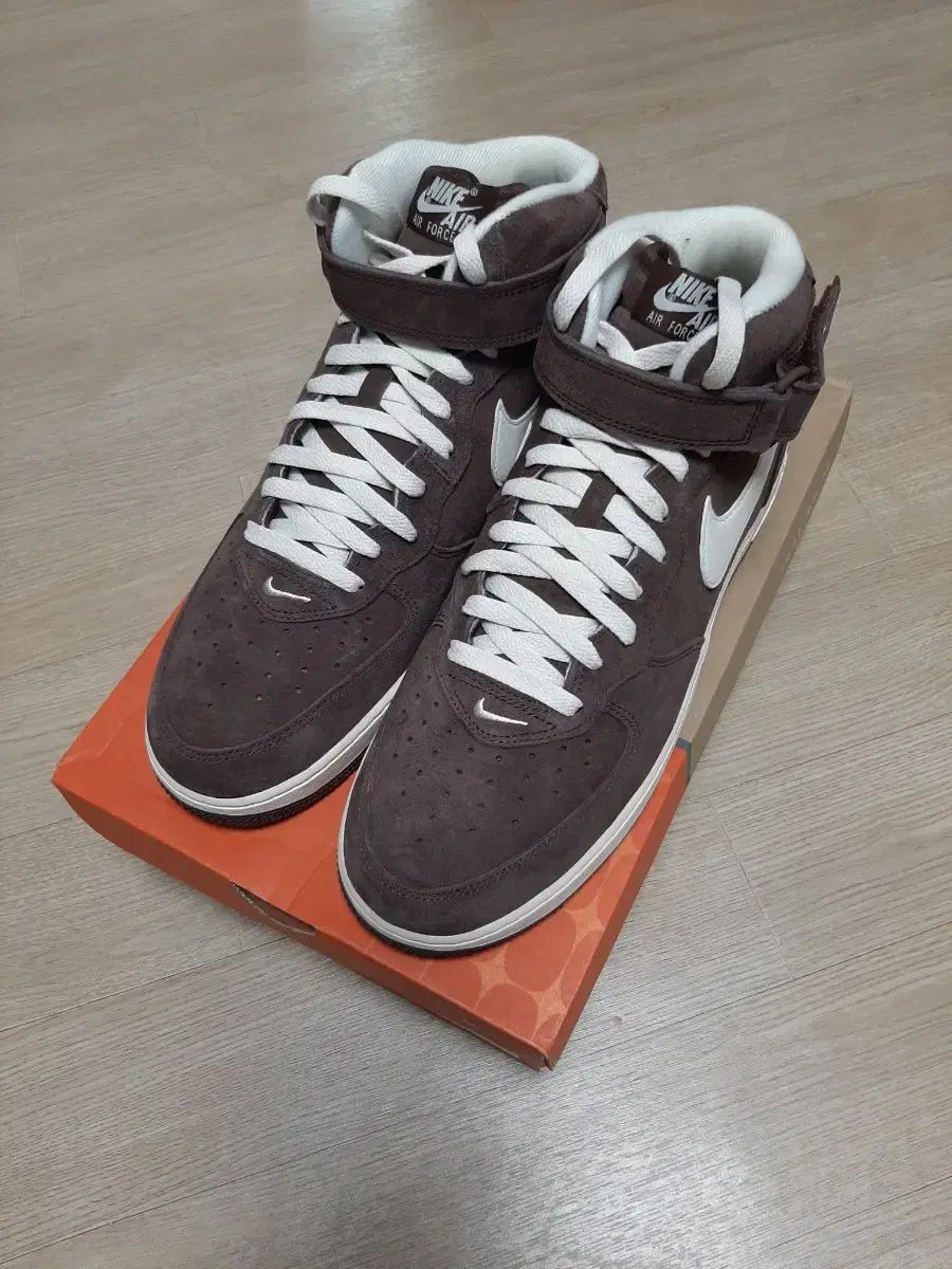 新品 NIKE(ナイキ) エアフォース 1 チョコレート フォース 290 サイズ