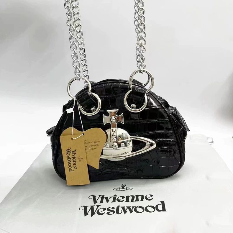 国内発送 Westwoodのレザー Vivienne ビッグ ショルダー チェーン オーブ バッグ
