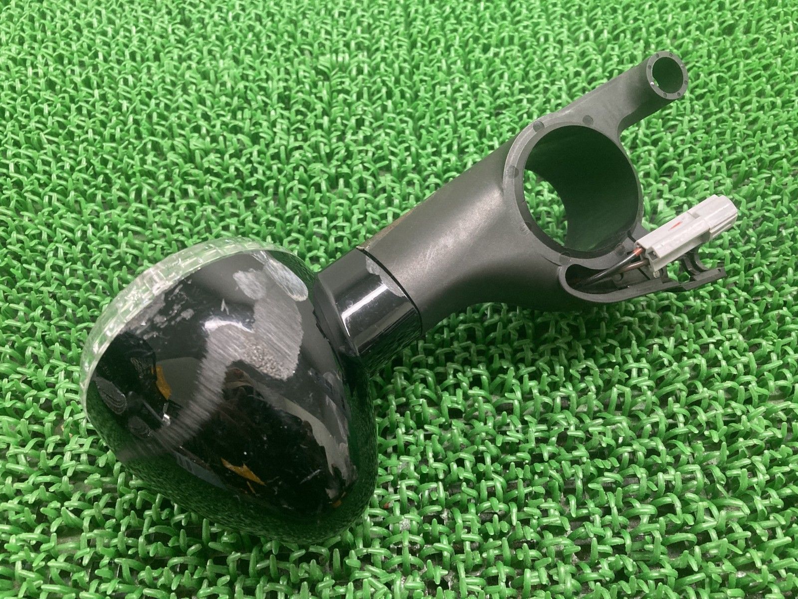 ボルト950 フロントウインカー 左 W1321/W1314 ヤマハ 純正 バイク 部品 VN04J VN09J W1321 W1314 BOLT XVS950 【中古】 14
