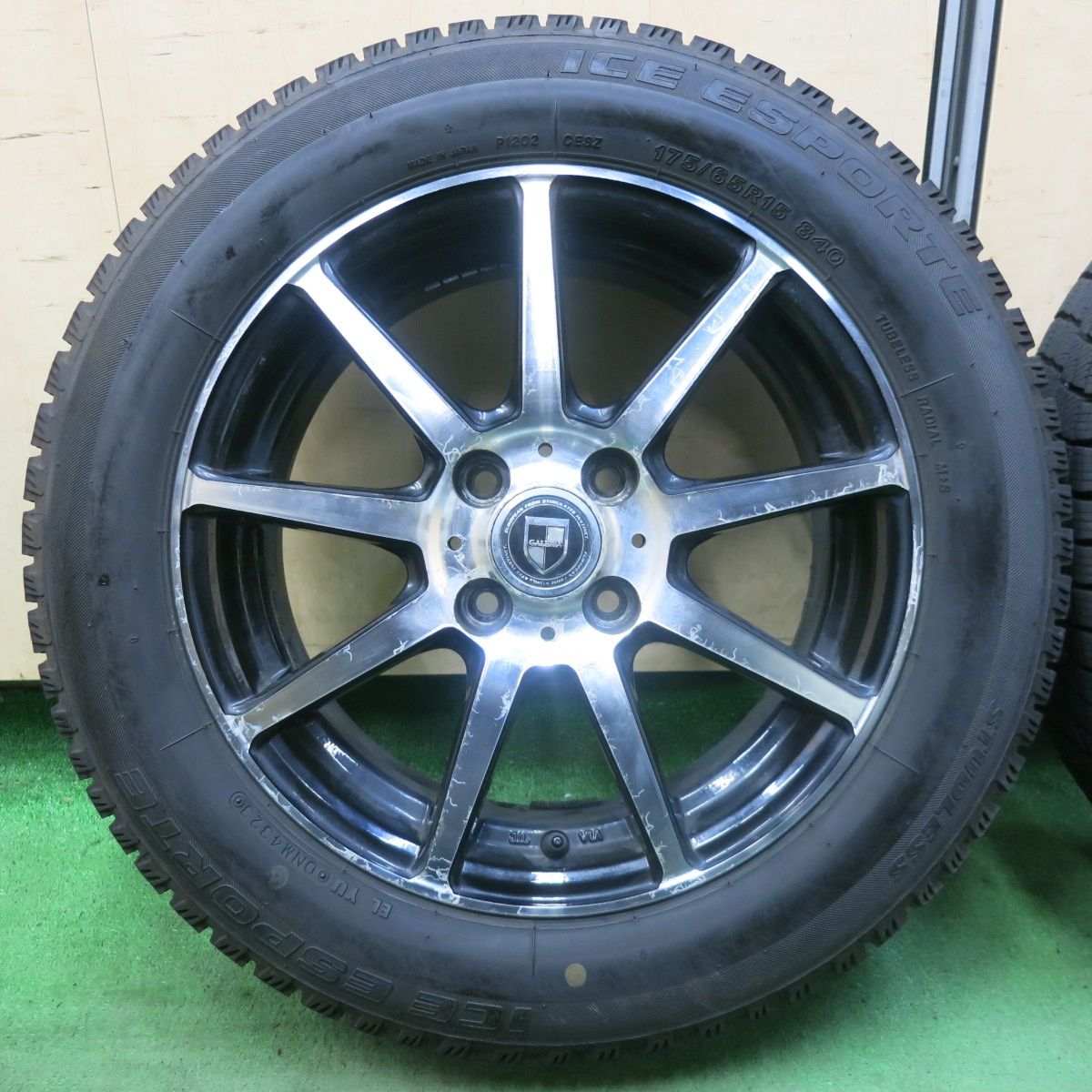 バリ溝 23年 ほぼ10分 スタッドレス 175 65R15 アイスエスポルテ GALERIA ガレリア 15インチ PCD100 4H 5092701SKス